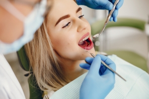 How to Take Care of Your Teeth to Prevent Future Problems How to Take Care of Your Teeth to Prevent Future Problems